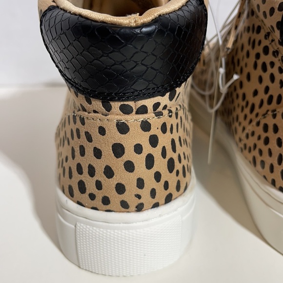 Universal Thread Leopard Print High Top Sneakers Women’s Size 8 Lace Up & Zip - Picture 5 of 9